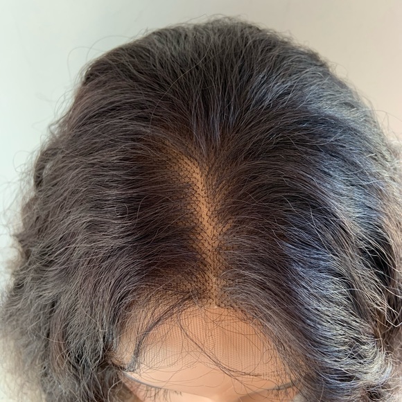 Gorgeous 28” Ombre Grey 13x4 Lace Front Premium Fiber Wig for Daily Wear/Events - Picture 11 of 15